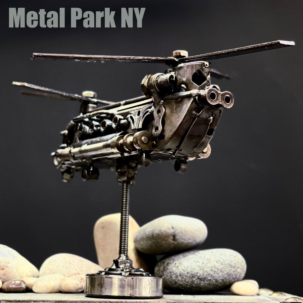 CHINOOK HELICOPTER MH-47