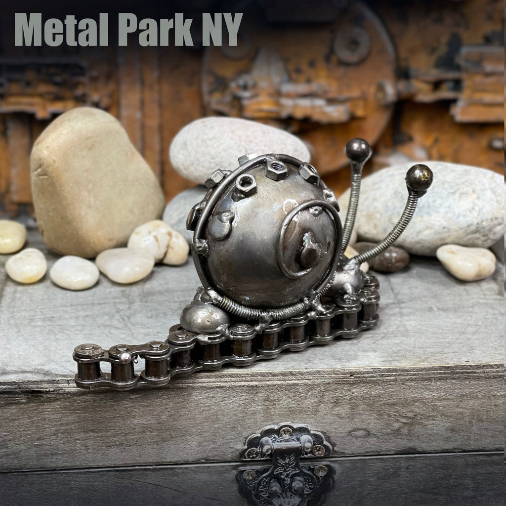 MECHANICAL SNAIL