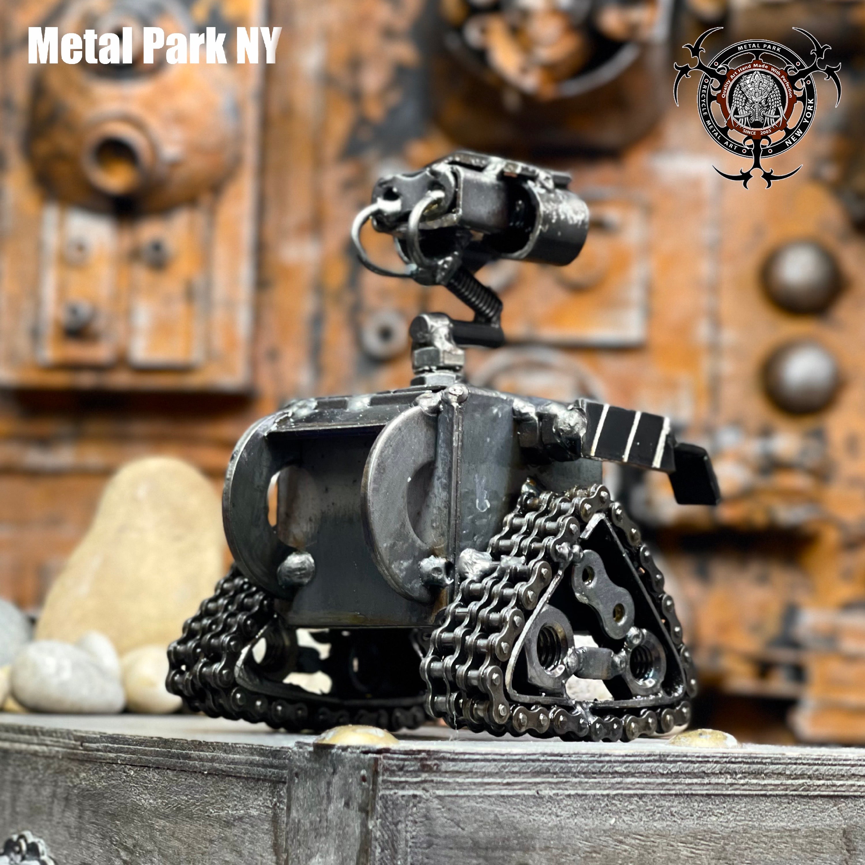 Wall Robot -M