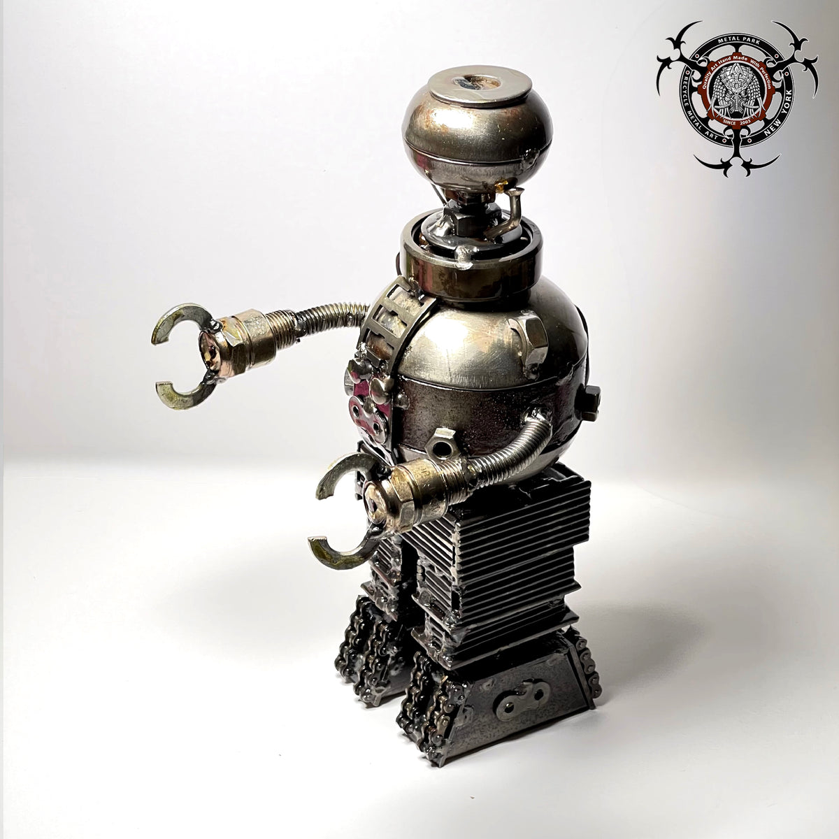 B-99 ROBOT