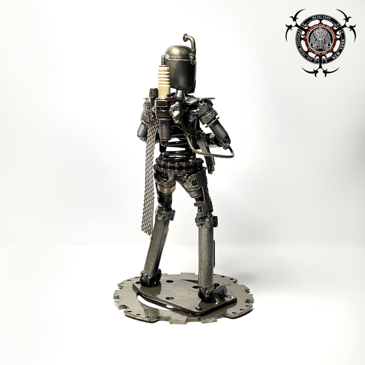 BOBA HUNTER Small