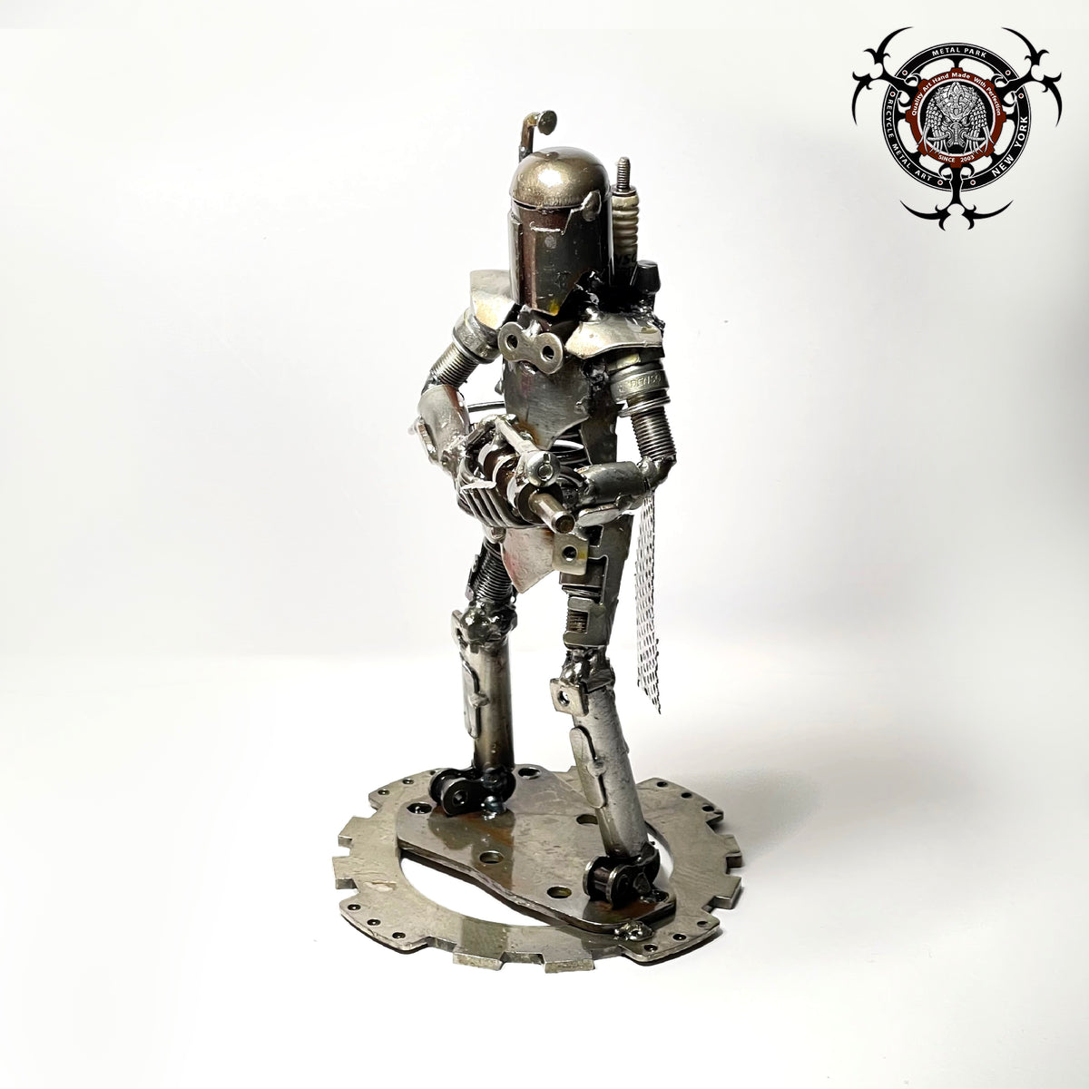 BOBA HUNTER Small
