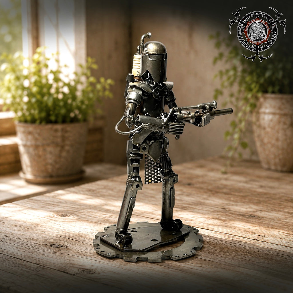 BOBA HUNTER Small