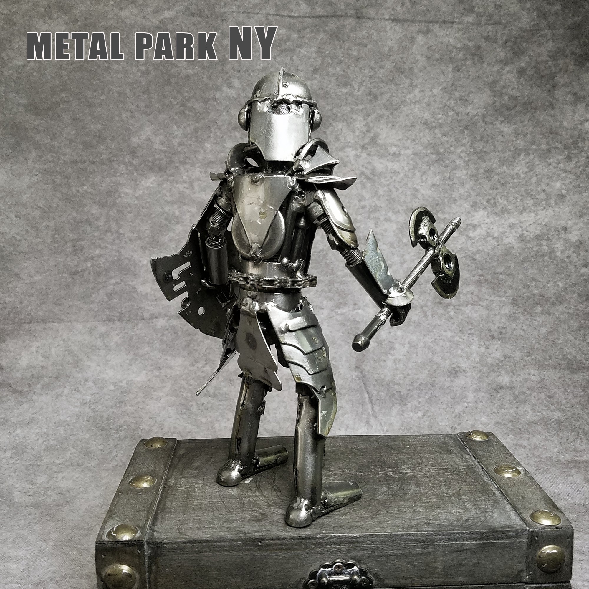 IRON KNIGHT Large