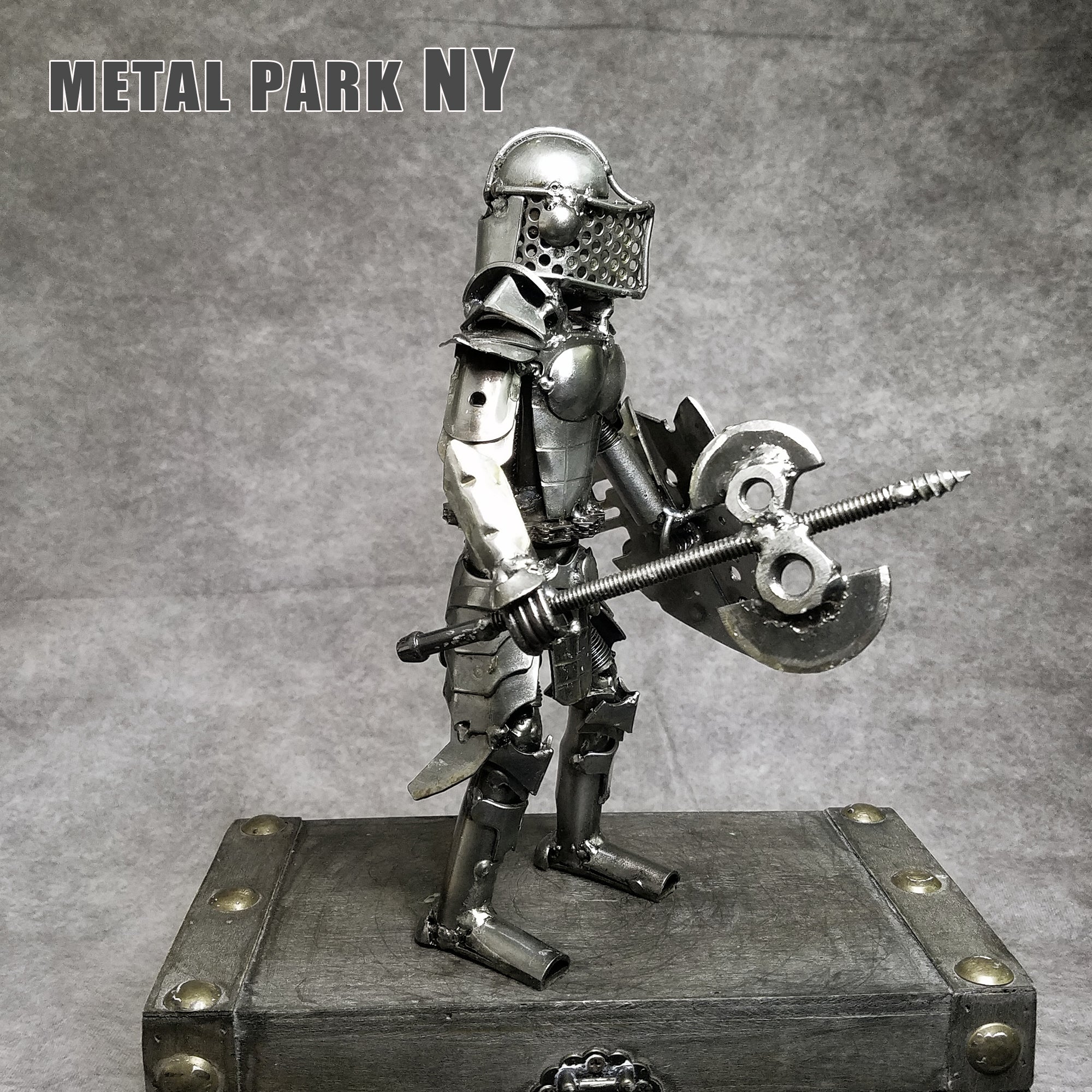 IRON KNIGHT Large