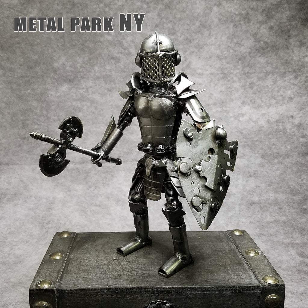 IRON KNIGHT Large